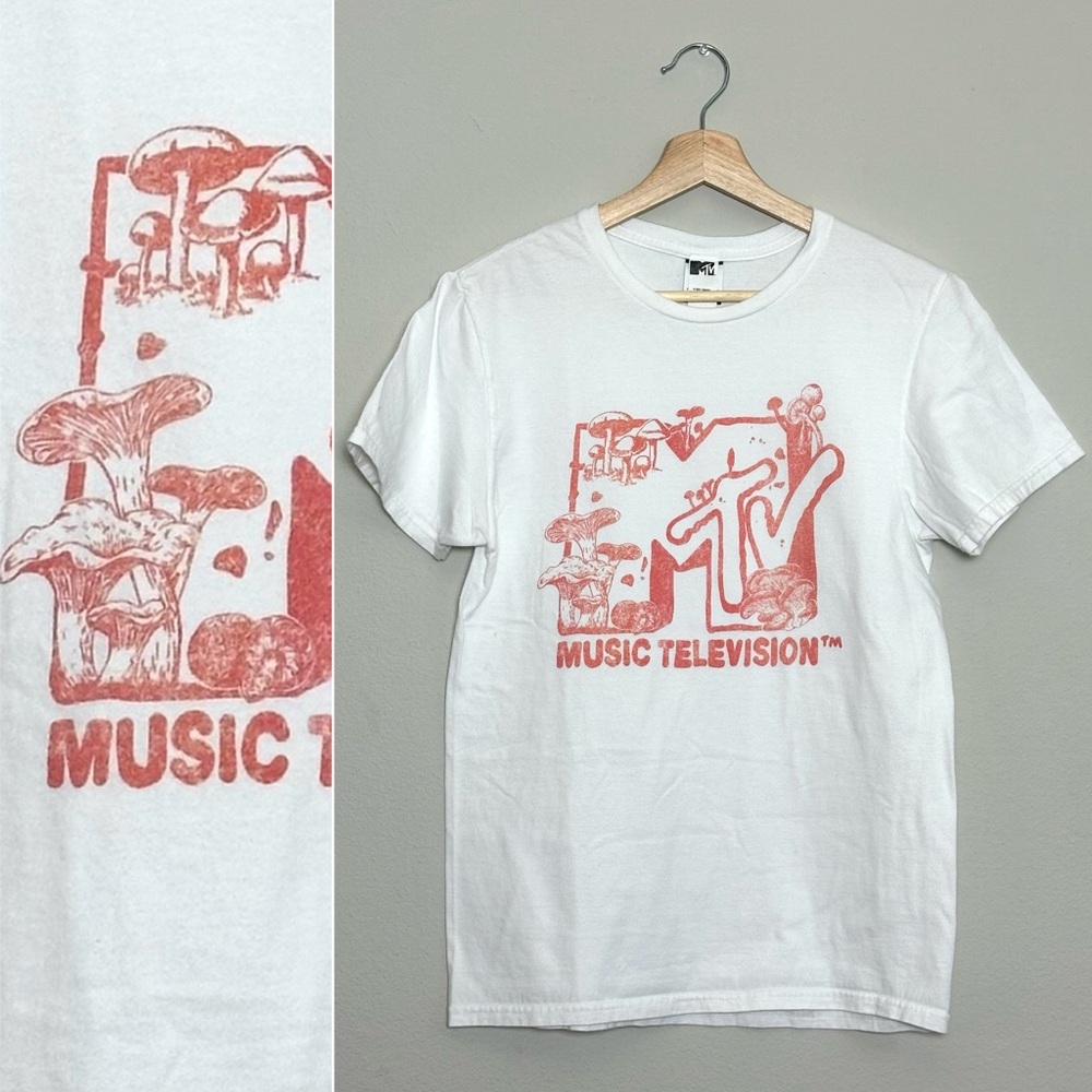 MTV Graphic Tee with Mushroom Fungi Design Size Small Shirt